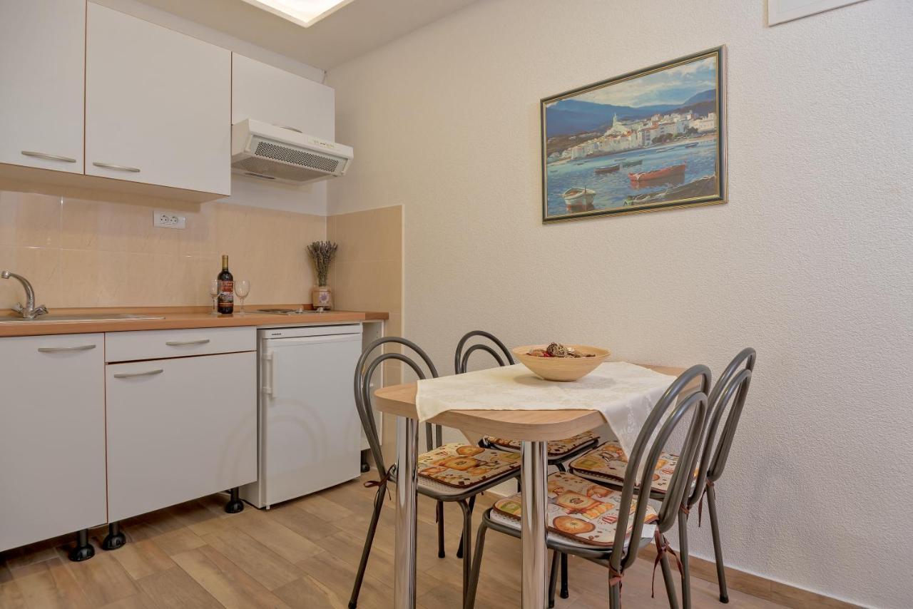 Apartmani Putnik Baška Voda Eksteriør bilde