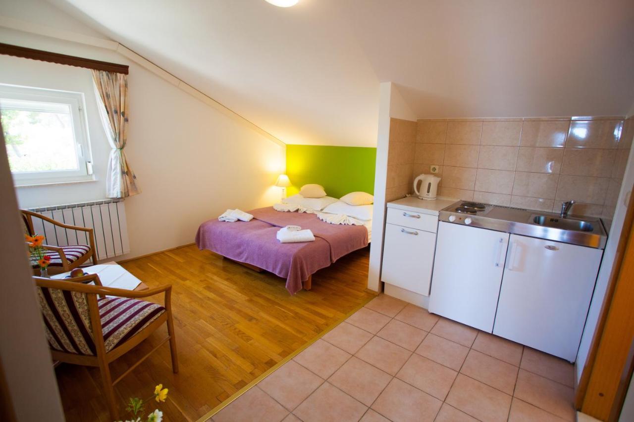Apartmani Putnik Baška Voda Eksteriør bilde