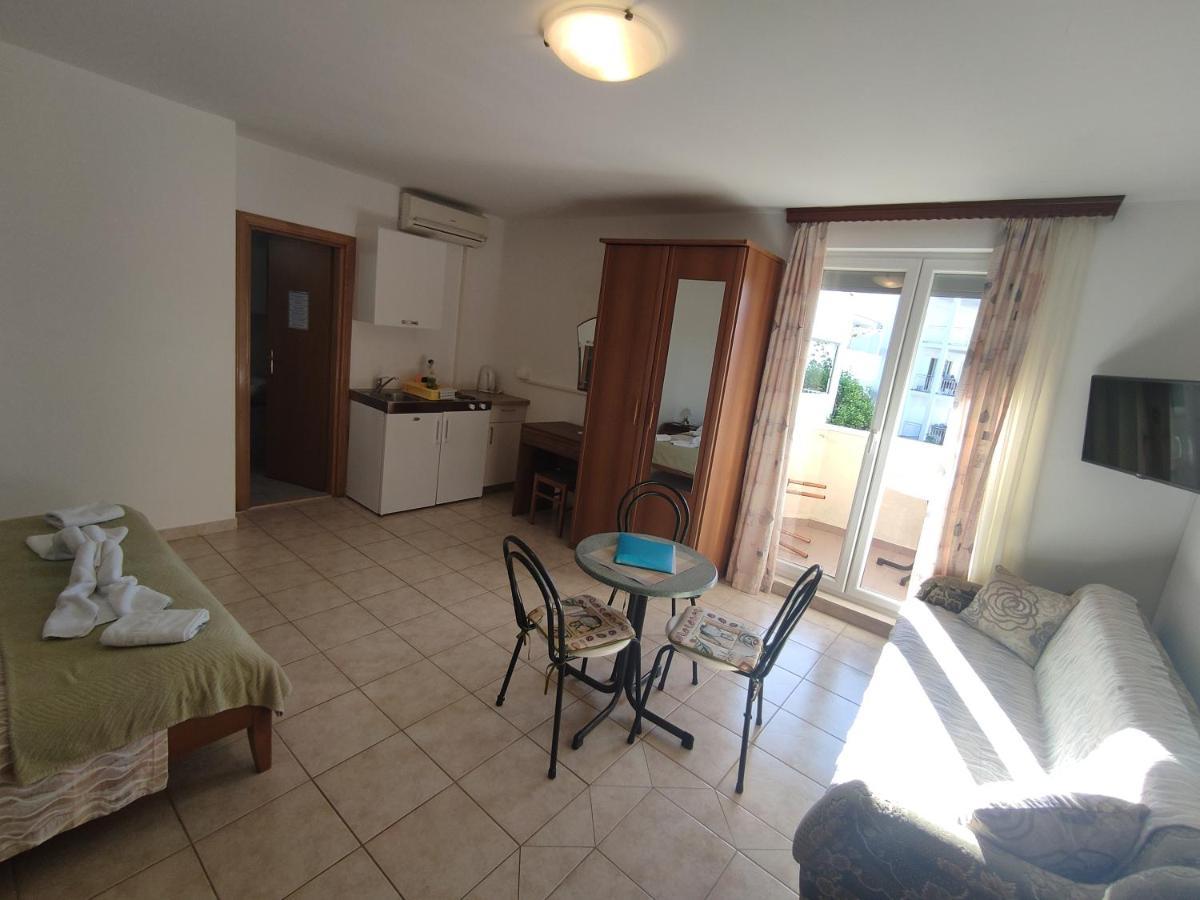 Apartmani Putnik Baška Voda Eksteriør bilde
