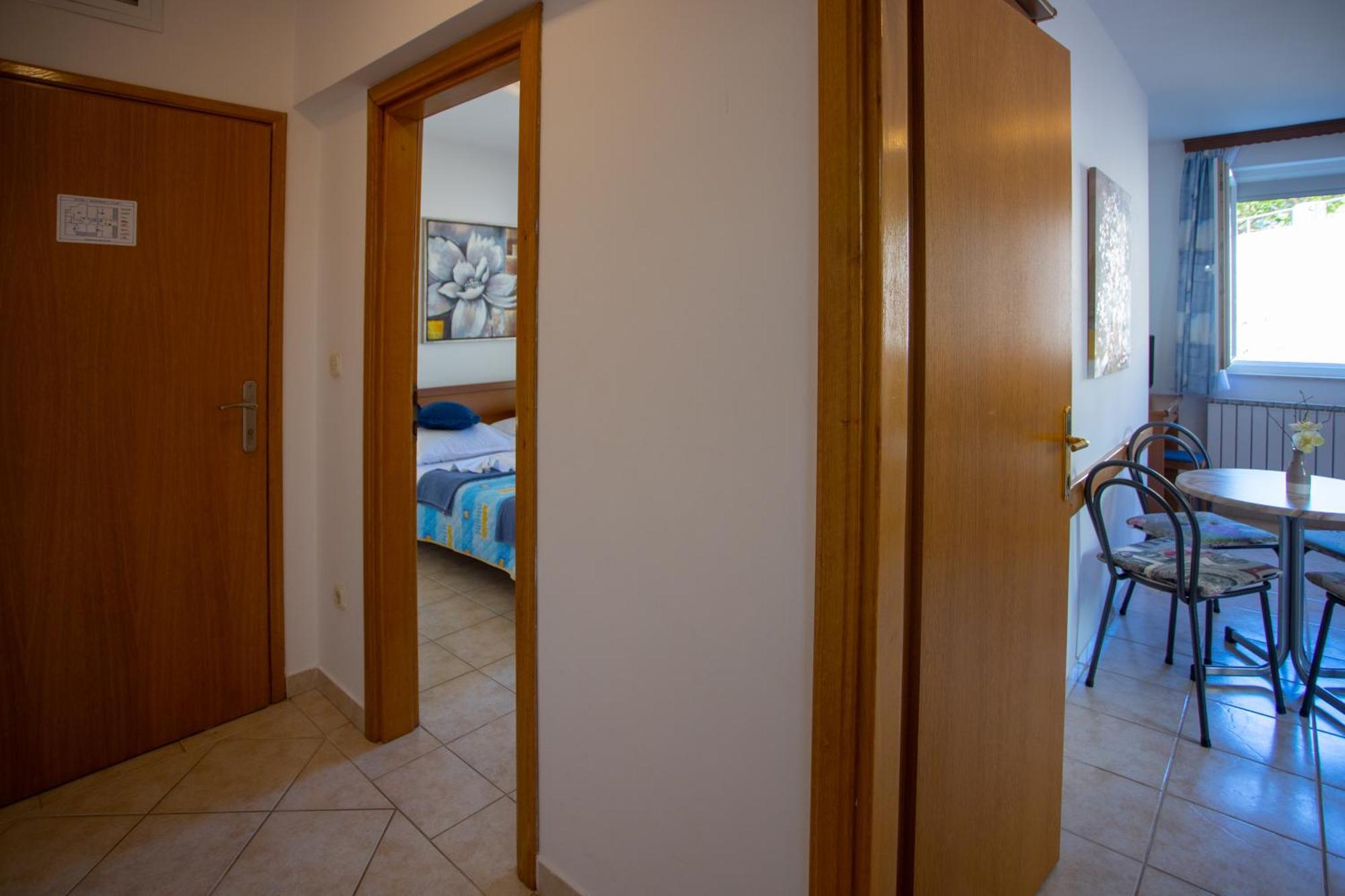 Apartmani Putnik Baška Voda Eksteriør bilde